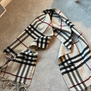 Burberry Shawl. Smoke free pet free home. Haven’t worn in years.